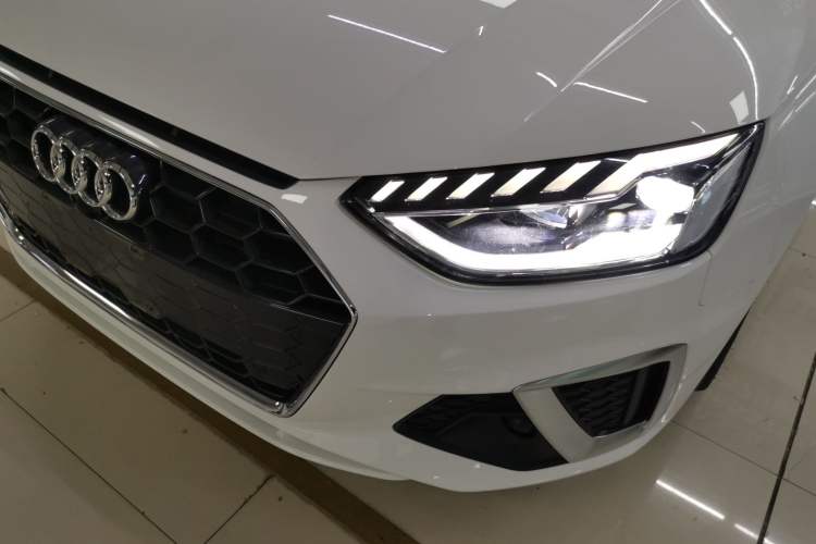 Used Audi A4L 2020 40 TFSI Luxury Dynamic Model
