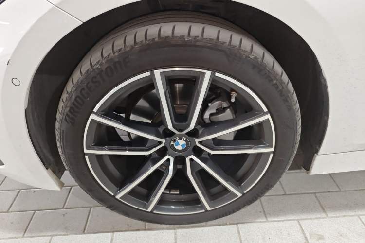 Used BMW 3 Series 2024 325Li M Sport Package