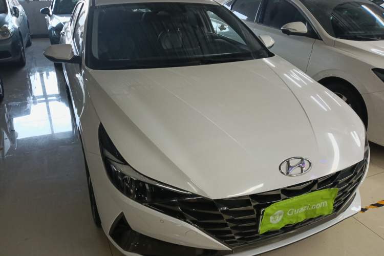 Used Hyundai Elantra 2021 1.5L CVT LUX Prestige Edition