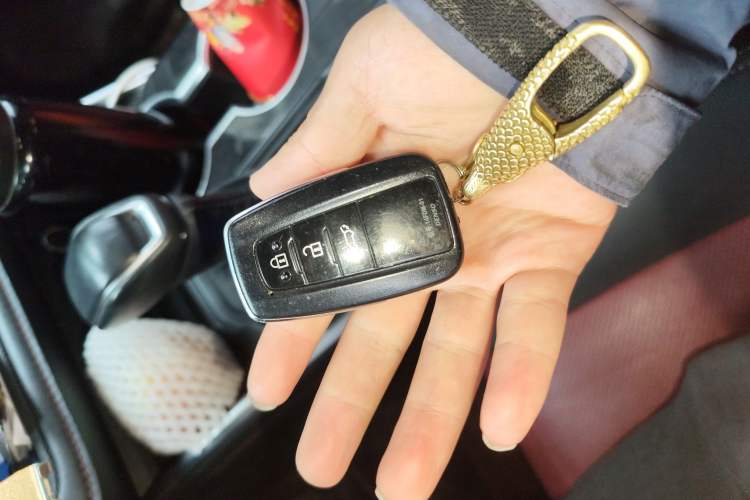 Used Toyota Crown Land Cruiser 2022 2.5L HEV Four-Wheel Drive Flagship Edition
