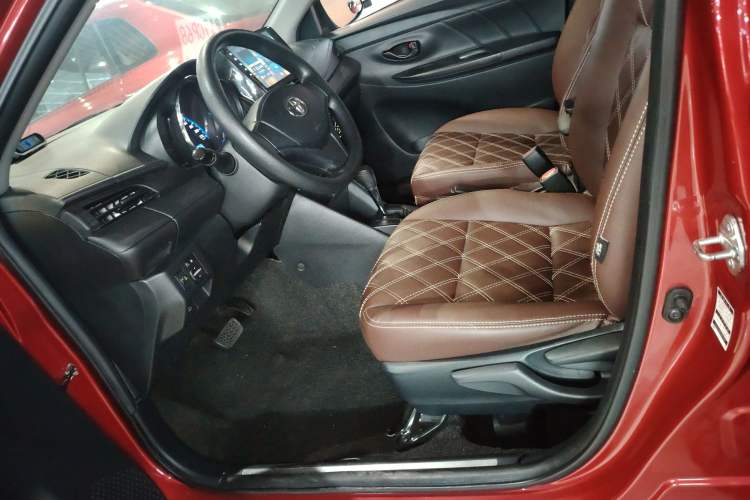 Used Toyota YARiS L 2016 Revised 1.5E CVT Charming Edition
