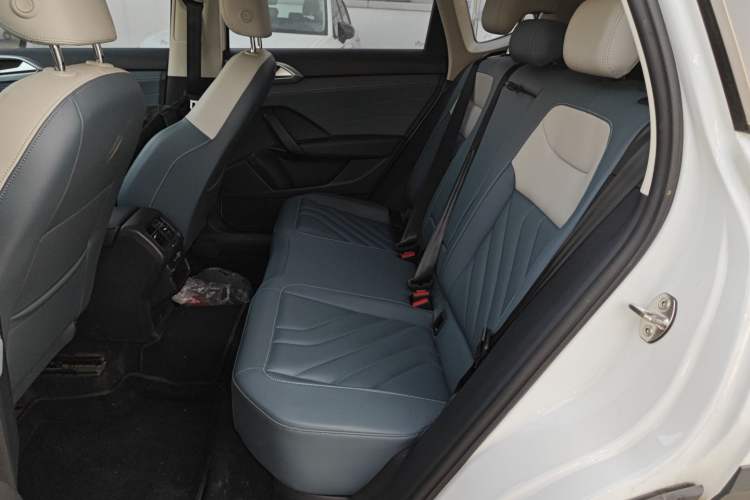 Used Volkswagen Tharu 2024 300TSI Two-Wheel-Drive Moon Luxury Edition