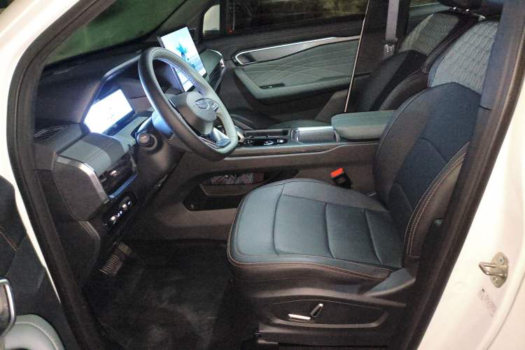 Used Geely Auto Haoyue L 2024 2.0T DCT Prestige Version