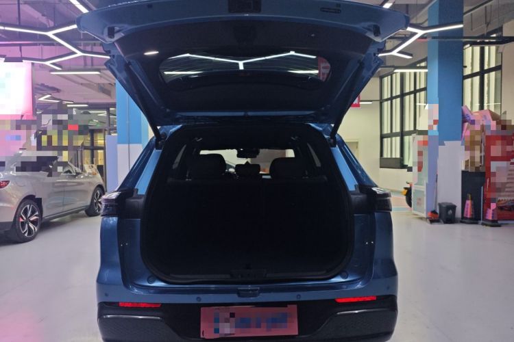 Used Chery Tiggo 8 PLUS C-DM 2025 1.5T 116 km Prestige Version 5 Seats
