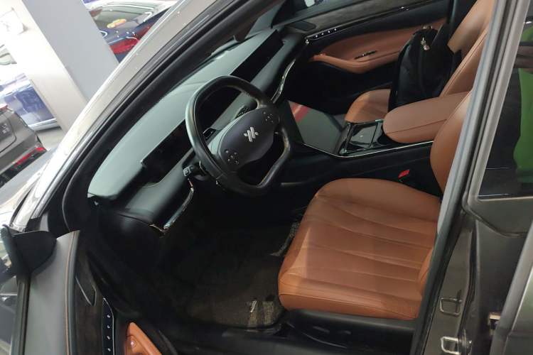 Used  L7 2022 Dynamic Model
