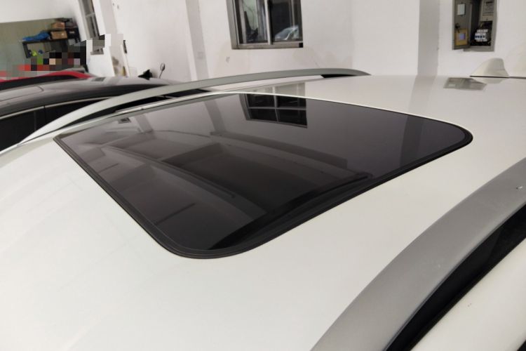 Used Venucia T90 2017 2.0L Manual ZhiShang Edition
