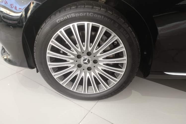 Used Mercedes-Benz E-Class 2020 Restyled E 300 L Exclusive Edition
