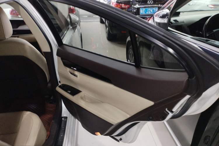 Used Lexus ES 2015 200 Elite Edition
