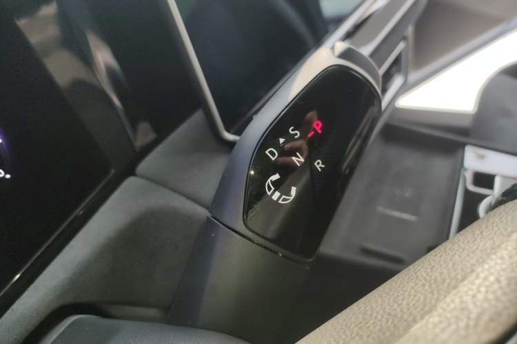 Used Volkswagen Tiguan L 2024 PRO 380TSI Four-Wheel Drive R-Line Prestige Edition
