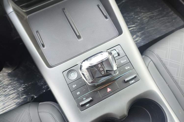 Used BYD Qin PLUS 2025 DM-i Smart Drive 55KM Leading Model