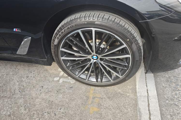 Used BMW 5 Series 2023 530Li Leading Model M Sport Package
