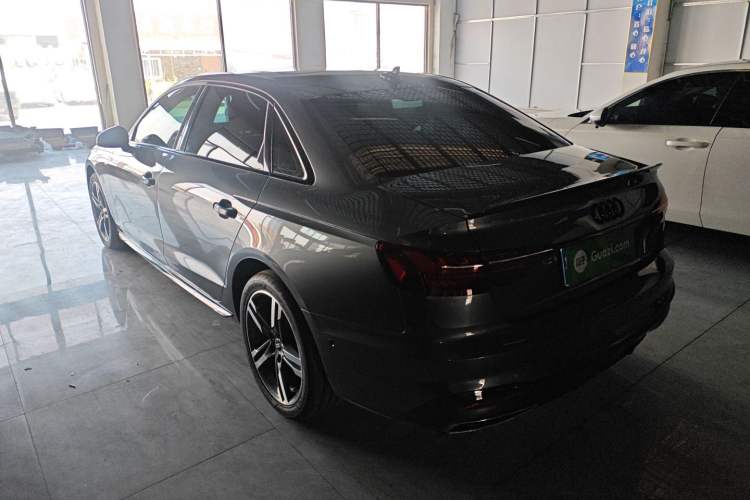 Used Audi A4L 2022 40 TFSI Luxury Dynamic Model
