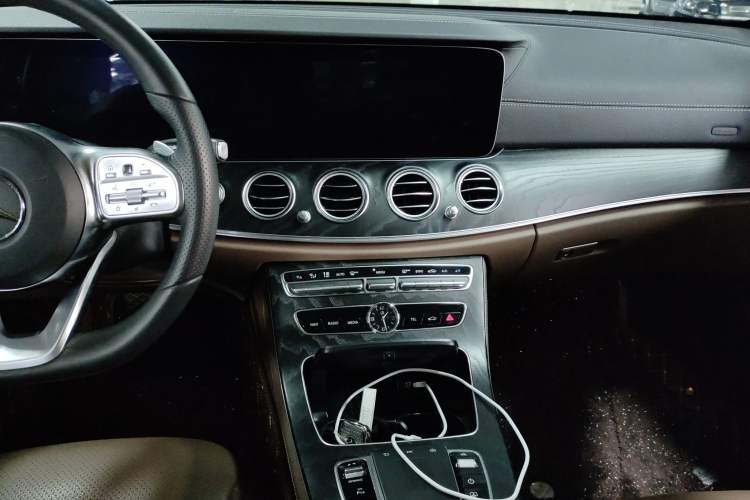 Used Mercedes-Benz E-Class 2019 Restyled E 300 L Sport Luxury Edition