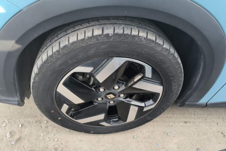 Used Baojun Yunhai 2024 600km Pure Electric Version
