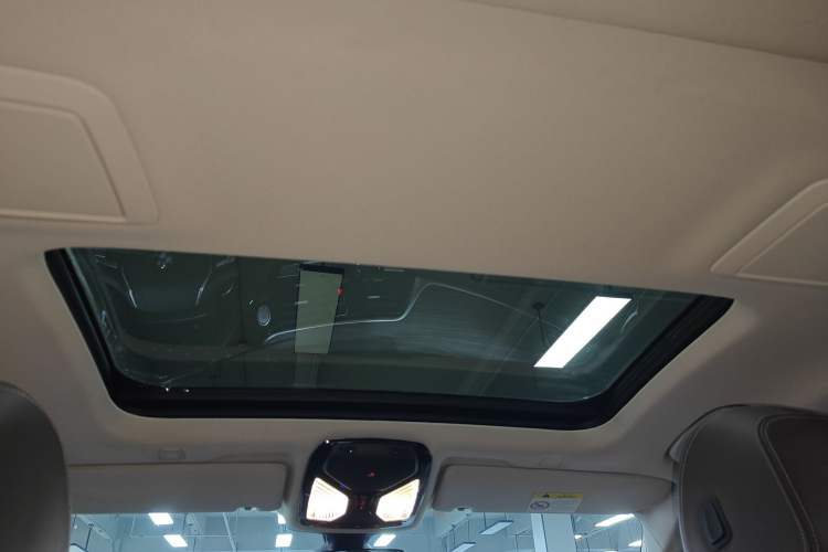 Used BMW 5 Series 2019 530Li Leading Model Luxury Package