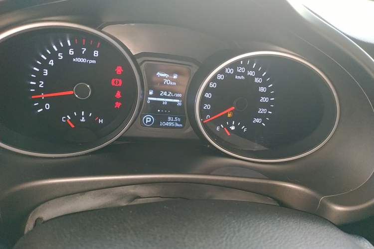 Used Kia Sportage R 2015 2.0L Automatic Two-Wheel Drive DLX Model