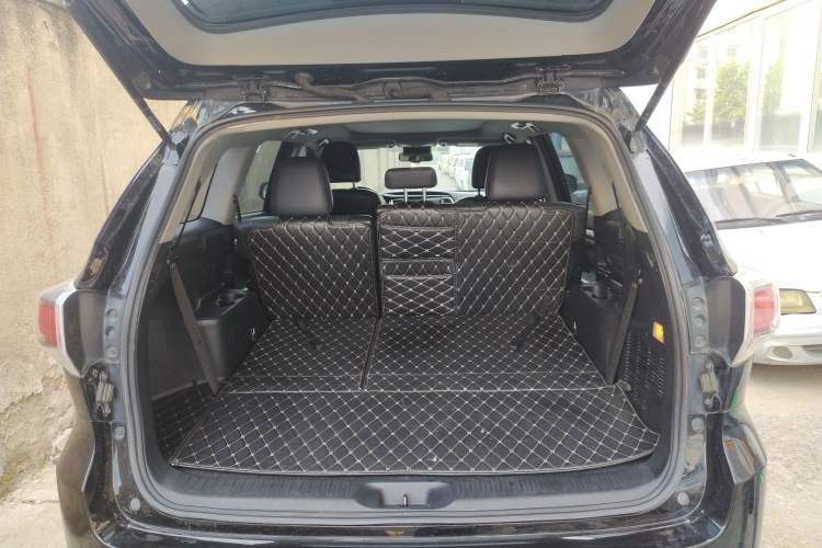 Used Toyota Highlander 2017 2.0T Four-Wheel Drive Luxury Edition 7 Seats