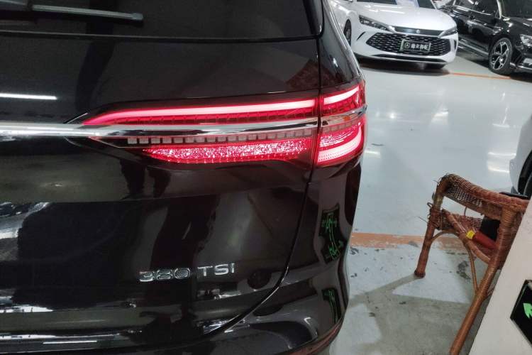 Used Volkswagen Viloran 2023 380TSI Prestige Edition
