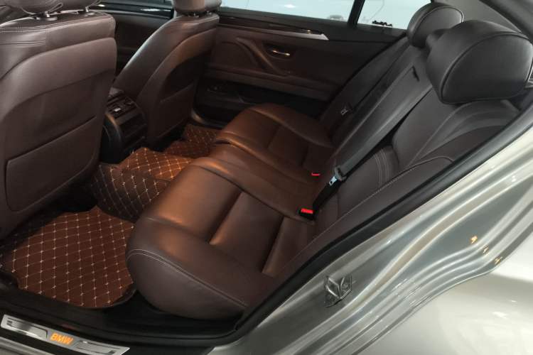 Used BMW 5 Series 2014 525Li Luxury Design Package
