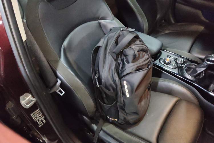 Used  Clubman 2016 Revised Version 1.5T COOPER Connoisseur Edition
