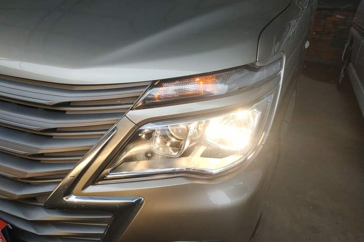 Used FORTHING Lingzhi 2023 M5L 1.6L Base Model 7 Seats