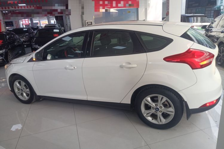 Used Ford Focus 2018 Hatchback Classic 1.6L Automatic Comfort Plus SmartDrive Edition
