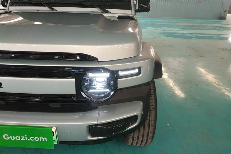 Used  V23 2025 501 Four-Wheel Drive Intelligent Driving Version
