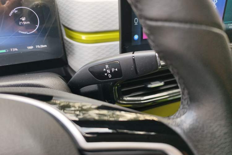 Used SOL E10X 2021 302 km Range Luxury Version 30.2 kWh