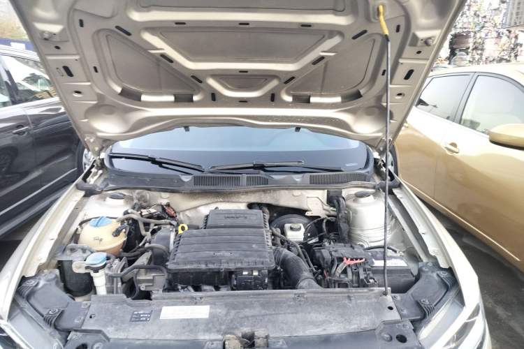 Used Volkswagen Bora 2017 1.6L Automatic Fashion Model
