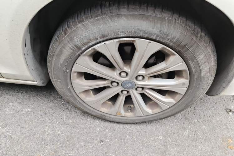 Used Ford Escort 2015 1.5L Automatic Fashion Model
