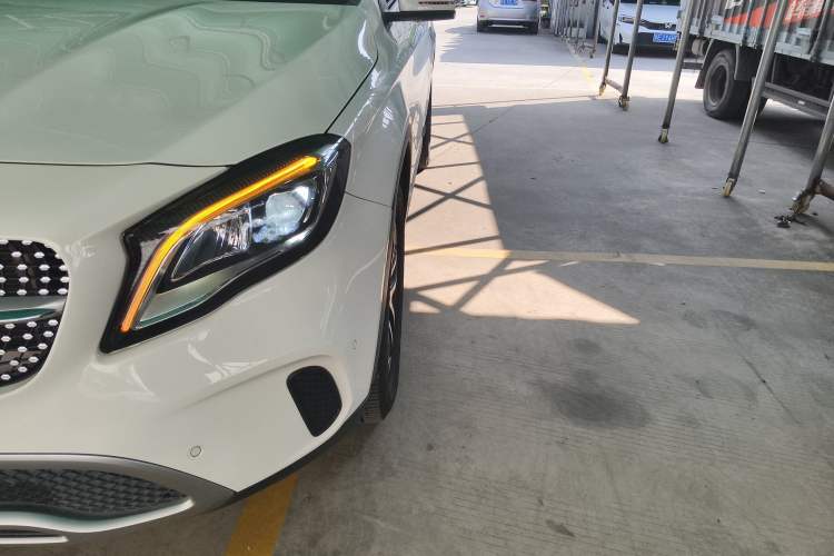 Used Mercedes-Benz GLA 2017 GLA 200 Fashion Model