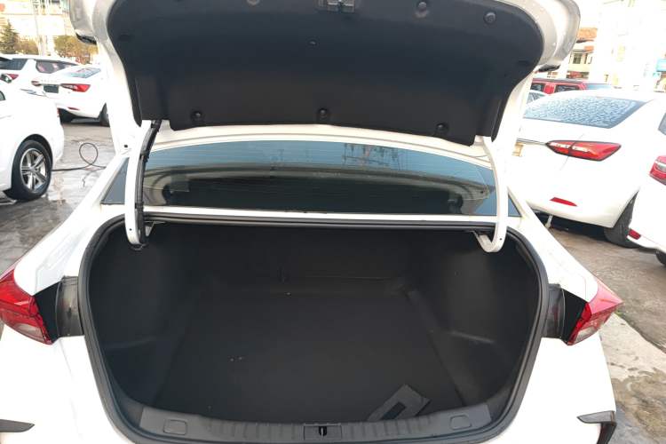 Used Buick Verano 2023 Pro GS Hunter Wind Edition
