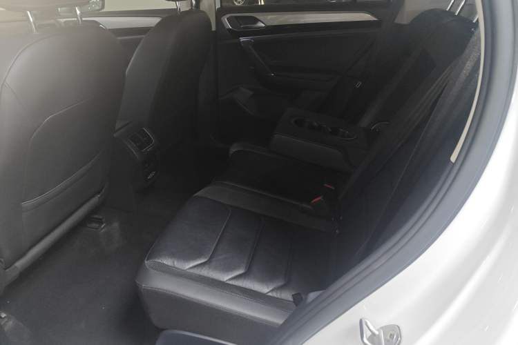 Used Volkswagen Tayron 2019 330TSI Two-Wheel Drive Luxury Model China VI Standard
