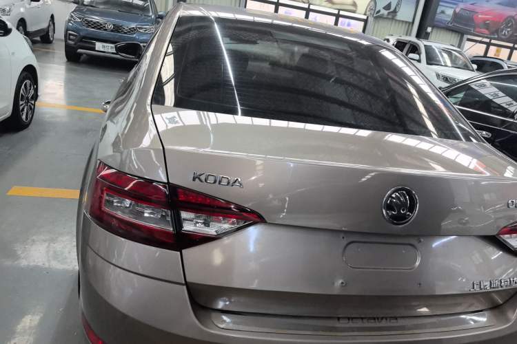 Used Skoda Octavia 2018 TSI230 DSG Luxury Edition
