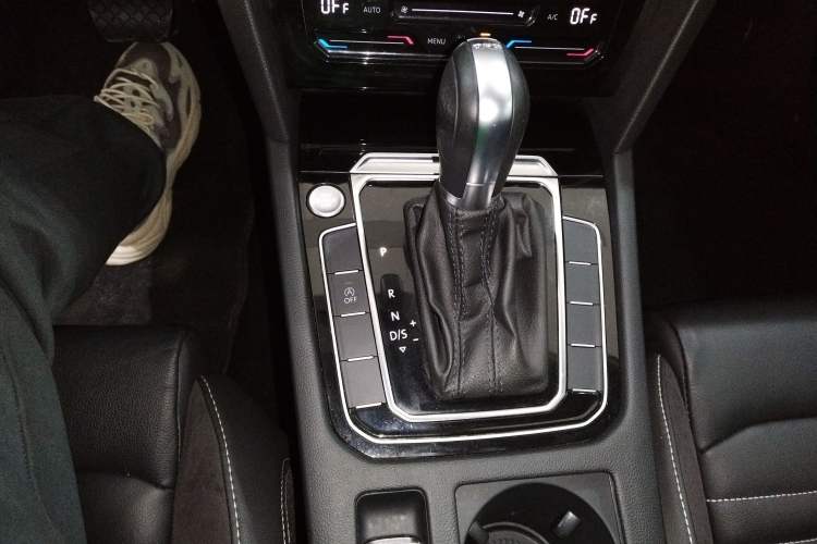 Used Volkswagen Magotan 2020 330TSI DSG Leading Model
