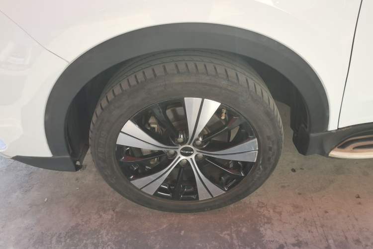 Used Roewe RX5 2020 PLUS 300TGI Automatic Ali National Style Luxury Edition