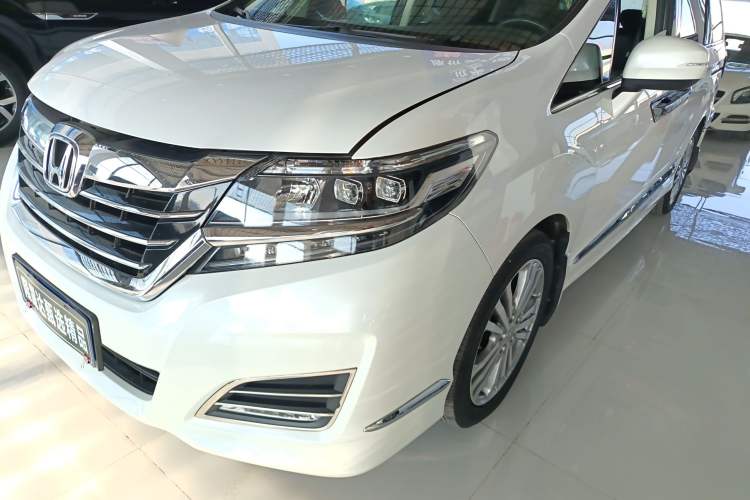 Used Honda Elysion 2016 2.4L Classic Edition
