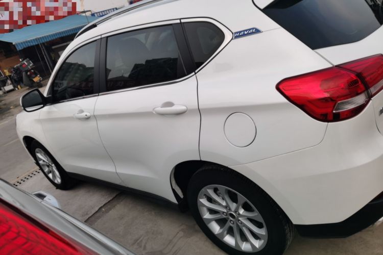 Used Haval H2 2018 Blue-Label 1.5T Dual-Clutch Two-Wheel-Drive Luxury Model
