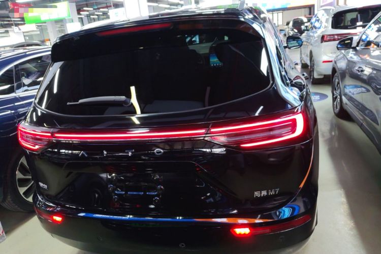 Used Hima AITO M7 2024 1.5T Rear-Drive Plus Version 5 Seats
