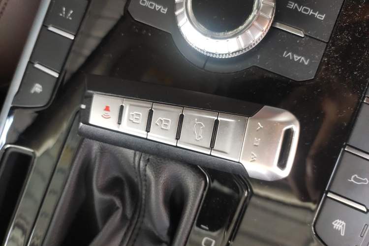 Used Wey VV7 2017 2.0T Flagship Edition
