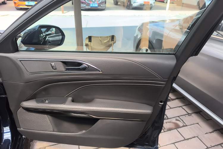 Used Ford Taurus 2017 EcoBoost 245 Luxury Model