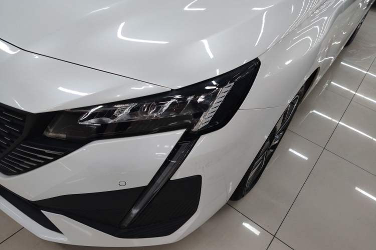 Used Peugeot 408 2022 1.6T Light-Chasing Edition