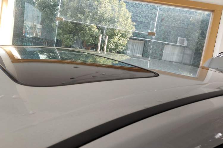 Used Honda Elysion 2022 2.0L eHEV Prestige Edition
