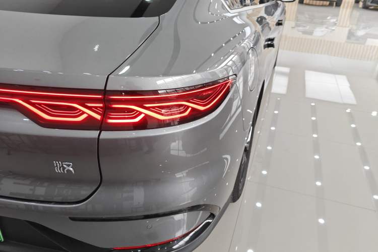 Used BYD Han 2025 DM-i 125KM Elite Model
