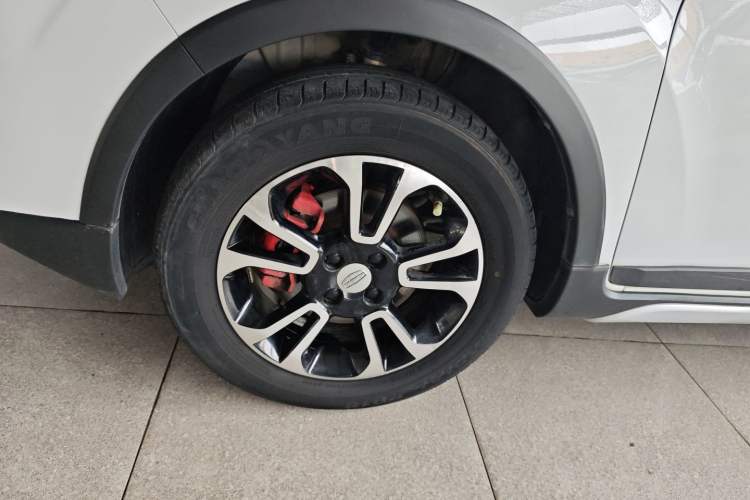 Used Geely Auto Vision X3 2017 1.5L Automatic Prestige Model
