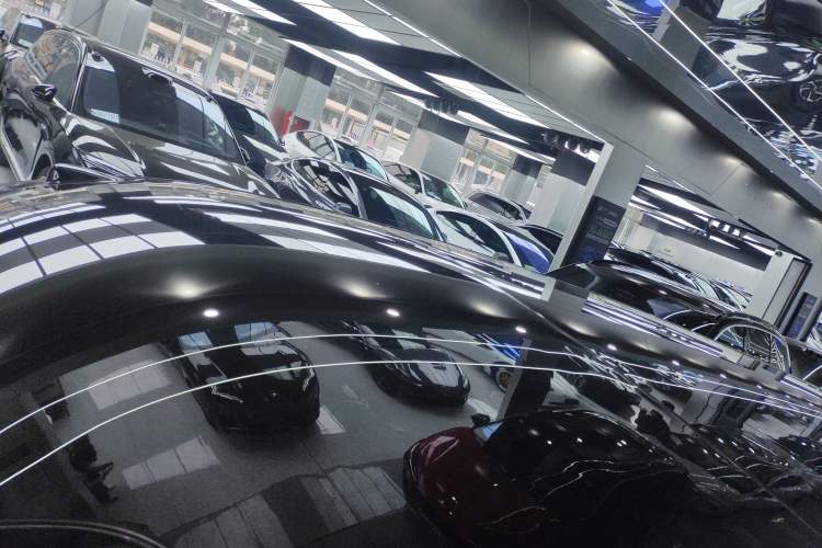 Used ONVO Luxeed L90 2025 Model—Max Six-Seater Version