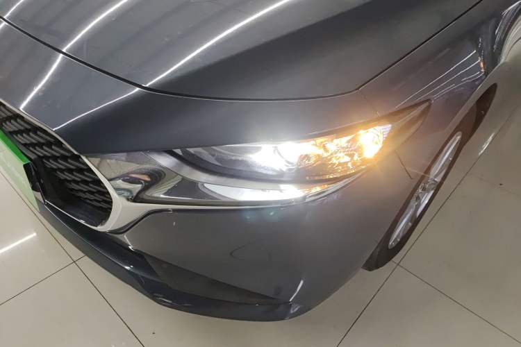 Used Mazda Mazda 3 Axela 2023 2.0L Automatic Zhiqing Edition
