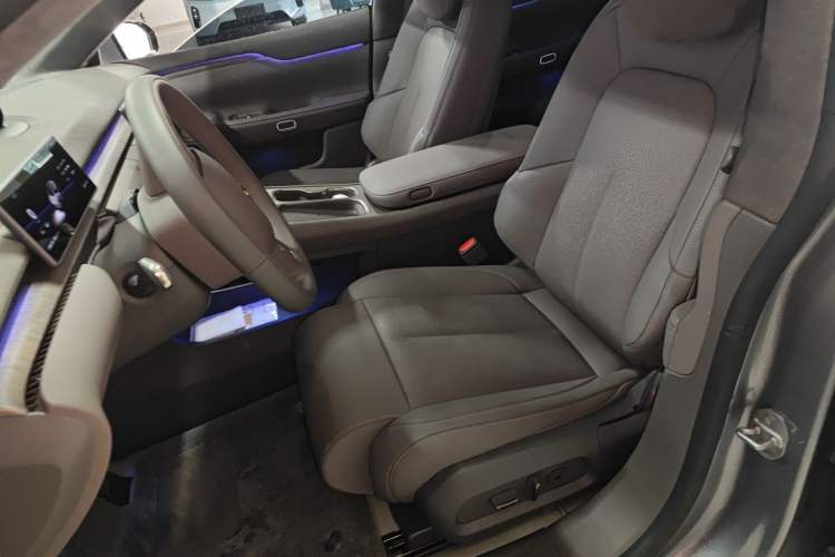 Used Nio ET7 2024 75 kWh Executive Edition
