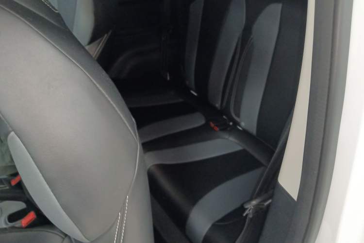 Used Roewe Clever 2022 311km QiQi BoBo Edition