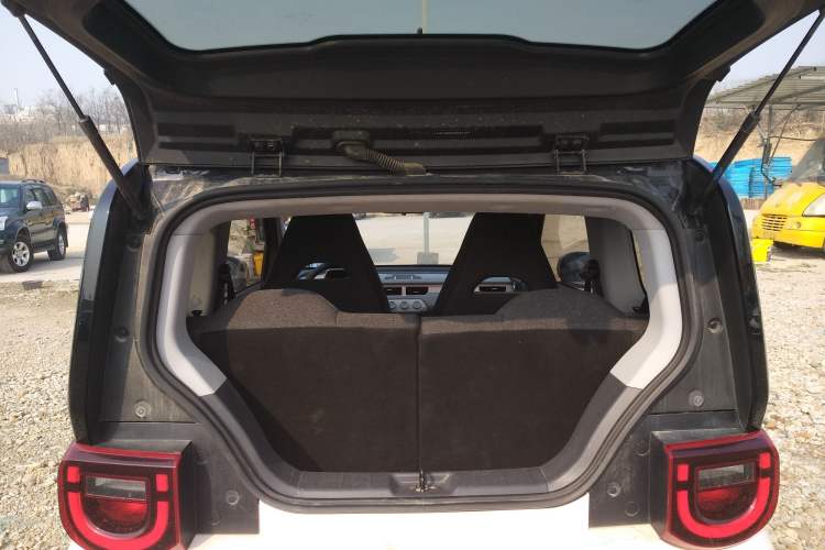 Used Chery QQ Ice Cream 2023 170km Milkshake – Lithium Iron Phosphate
